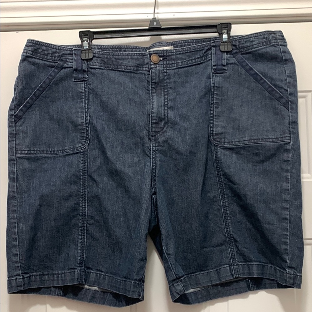 3/$15 CJ Banks Size 22 Cotton Denim Shorts